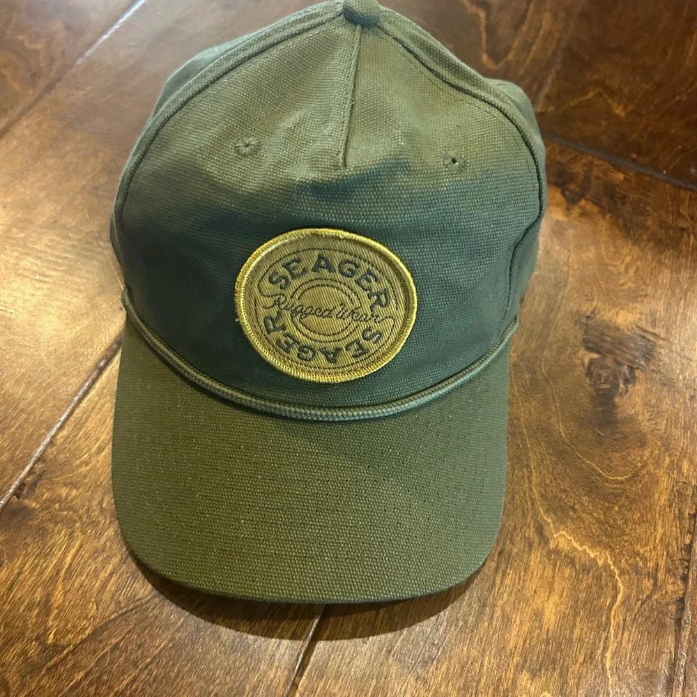 Olive green Seager cap - Picture 3 of 3